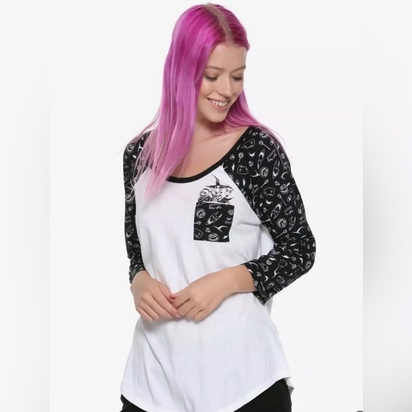 Disney Tops - HOT TOPIC DISNEY NIGHTMARE BEFORE CHRISTMAS OOGIES BOYS RAGLAN POCKET TOP SZ SM